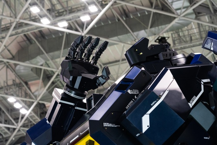 Ý tưởng giải đấu robot chiến đấu kết hợp AR